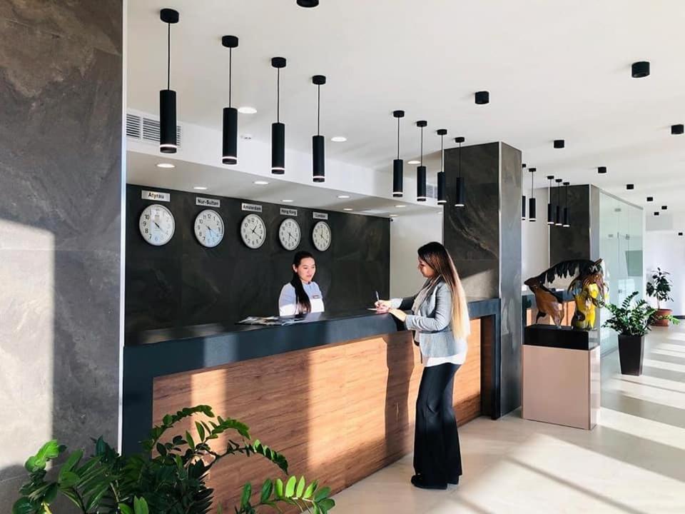 Sulo Atyrau Hotel Exterior photo